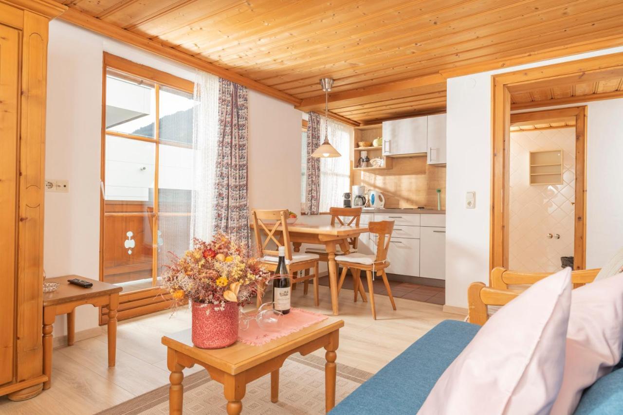 Appartements Bernhofer Saalbach-Hinterglemm Bagian luar foto