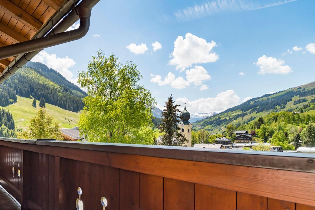 Appartements Bernhofer Saalbach-Hinterglemm Bagian luar foto